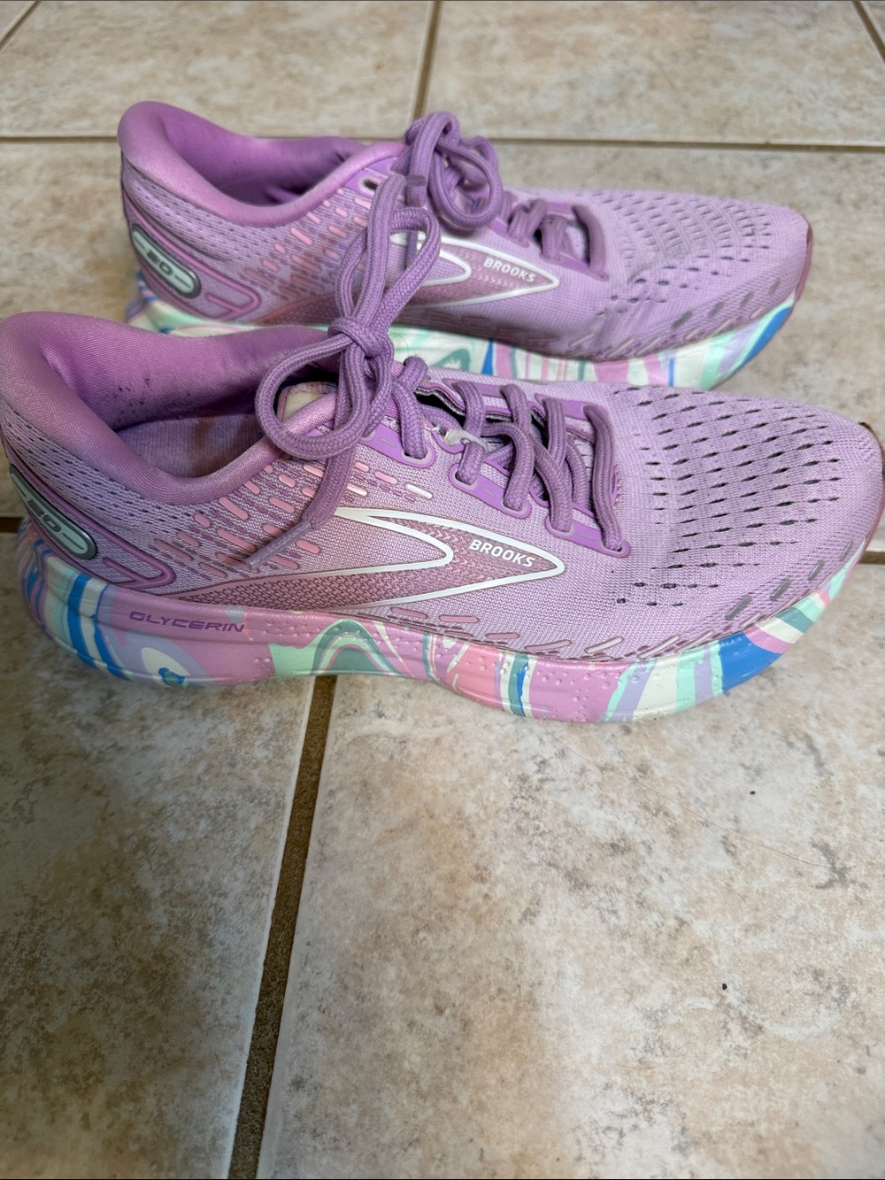 Brook’s Glycerin Women’s Running Shie - Picture 3 of 5
